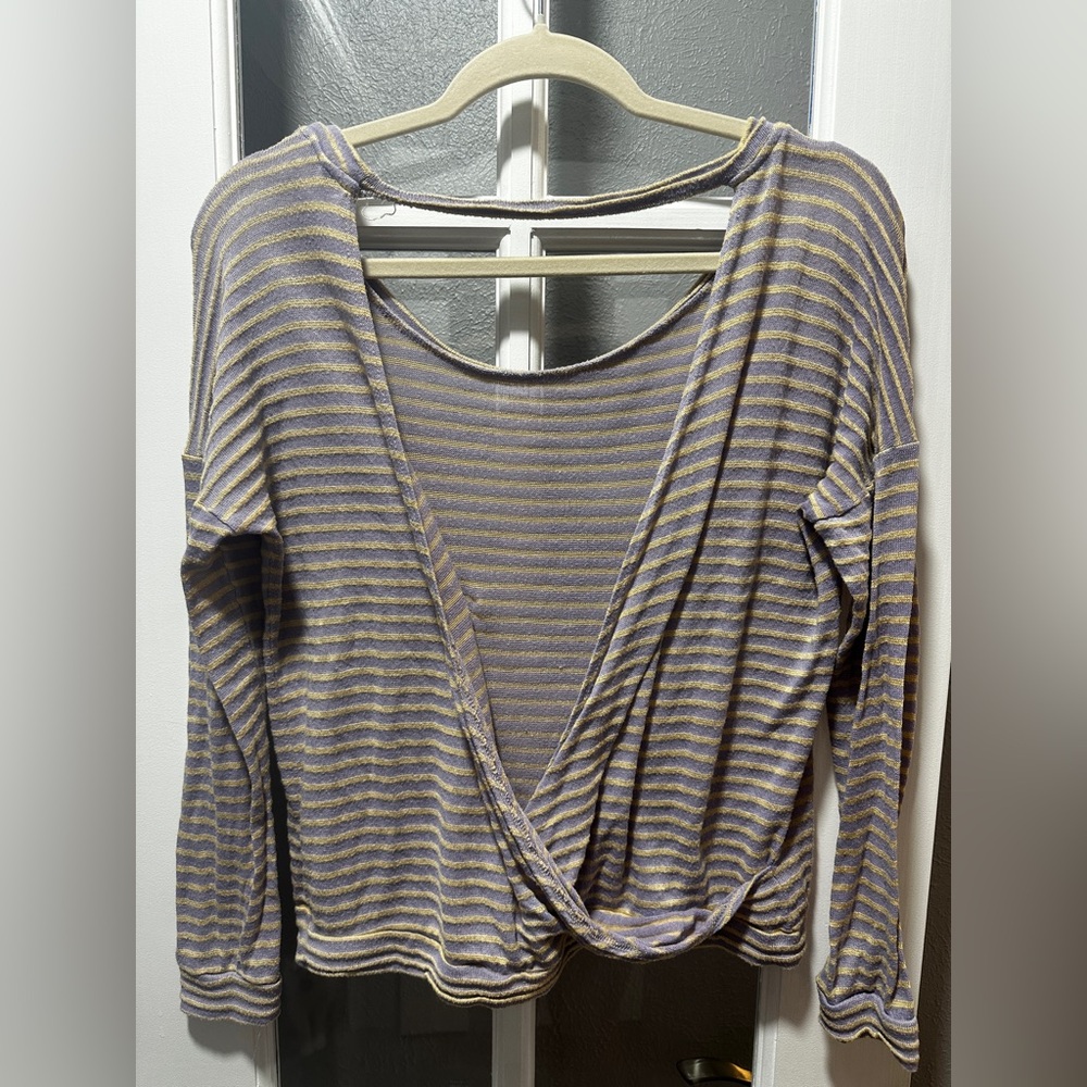 BLU PEPPER LAVENDER STRIPED OPEN BACK TOP - Picture 6 of 8